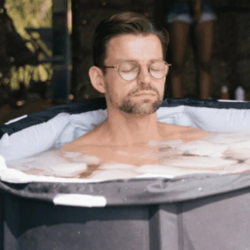 The Science Behind Ice Cold Baths: How They Work and Why They're Effective